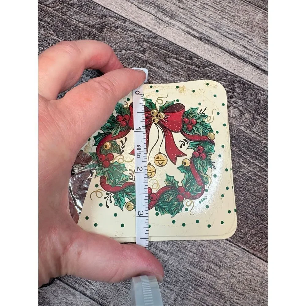 Vintage Christmas Coaster Set of 4 – Holly Wreath & Red Bow Design – Holiday Dri